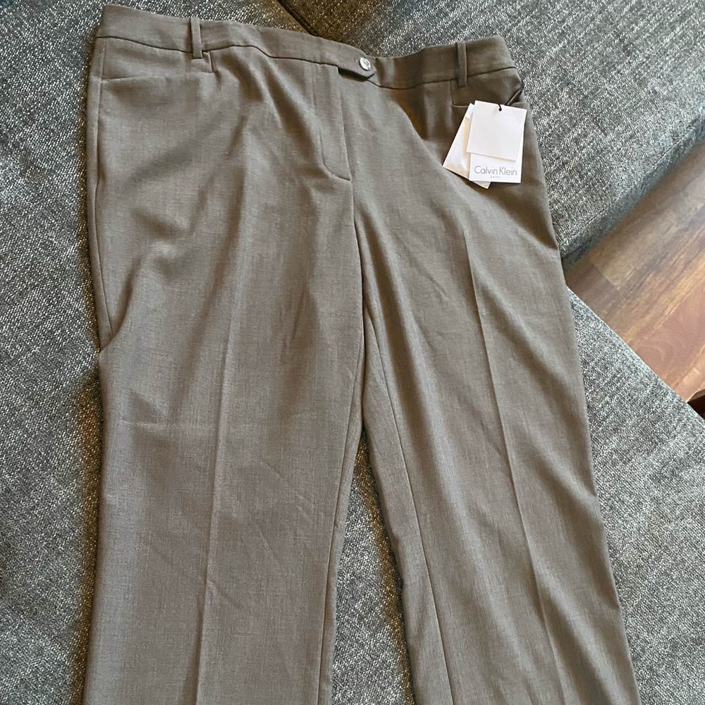 NWT Calvin Klein Modern Fit Size 14 Pants